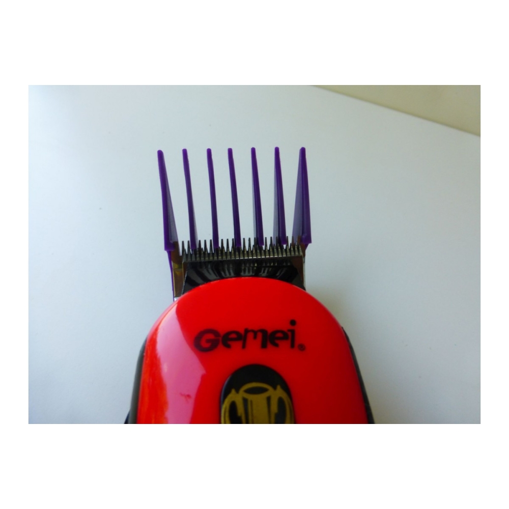 Професійна машинка для стрижки тварин GEMEI GM-1023