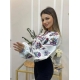 Вишиванка жіноча біла лляна з довгим рукавом, блузка вишита хрестиком з квітковим візерунком